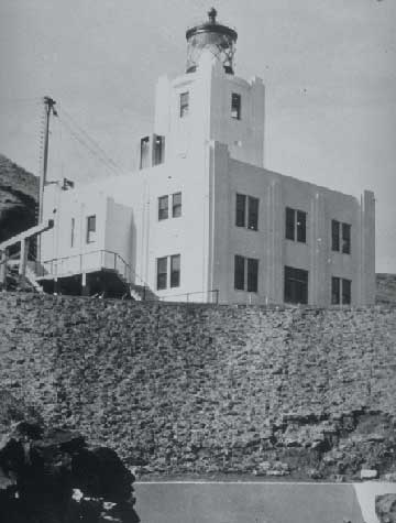 jpg light house destroyed by tsunami