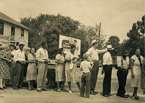 jpg Voters in Columbia, August 1948.