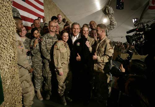jpg Bush and troops