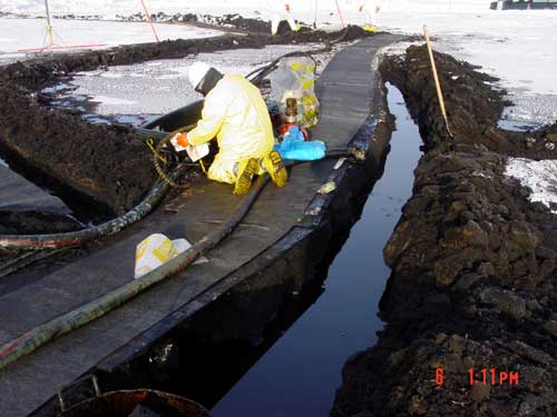 jpg oil in a tundra polygon