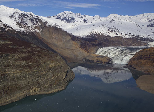 jpg The giant wave of Icy Bay