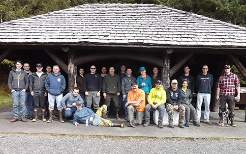 he 2017 U.S. Coast Guard “Earth Day” Community Cleanup