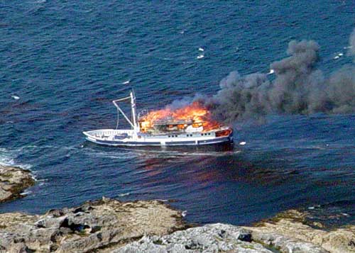 photo Captain Jack grounding & fire