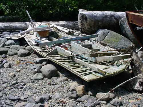 jpg remains of a boat