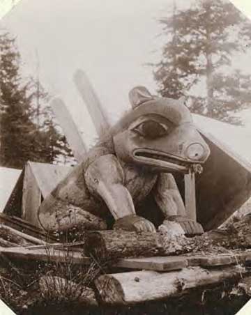 jpg Bear Grave Pole / Pennock Island