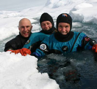 jpg under-ice scuba team