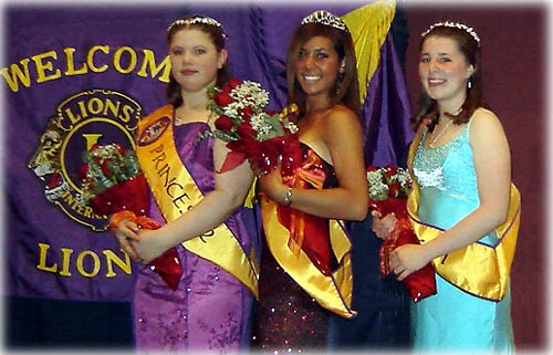 jpg Aimee McClory crowned Queen