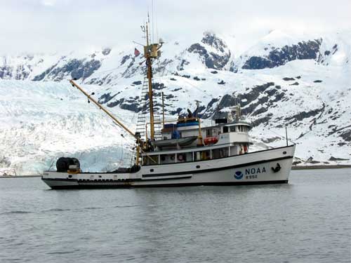 jpg  NOAA Ship John N. Cobb