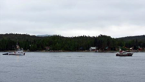 jpg A Coast Guard Station Ketchikan 47-foot Motor Life Boat crew tows the 85-foot fishing vessel Sarah B to Ketchikan