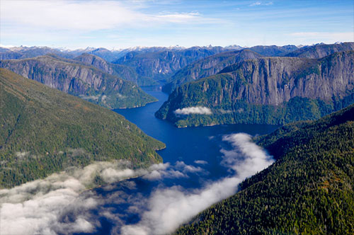 jpg A glimpse of Misty Fjords, a long-popular tourist attraction