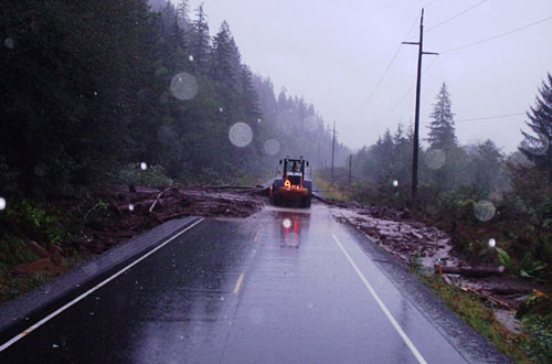 jpg  crew clears debris from Petersburg's Mitkof Highway