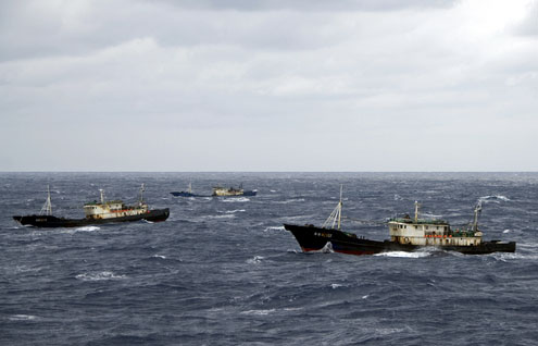 jpg drif net fishing vessels