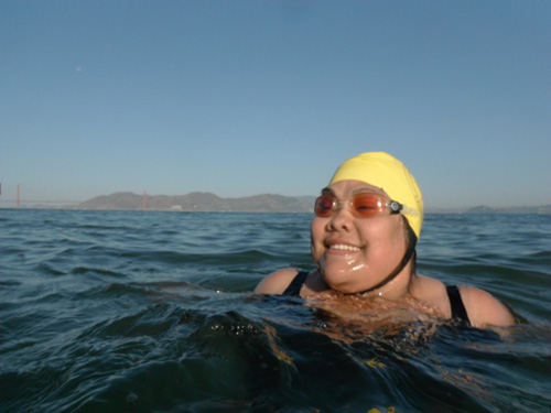 jpg KIC Member Again Participates in Annual  PATHSTAR Alcatraz Swim