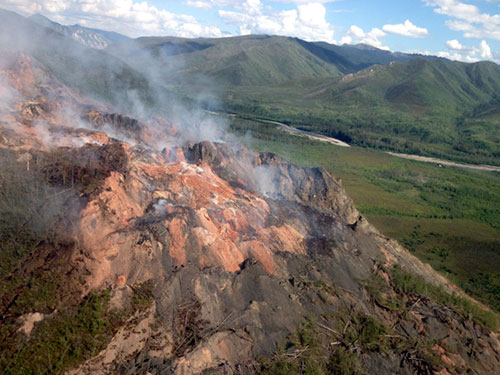 jpg Fire on the mountain near 
the Yukon River