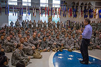 Gov. Parnell speaks with Guardsmen at town-hall meeting