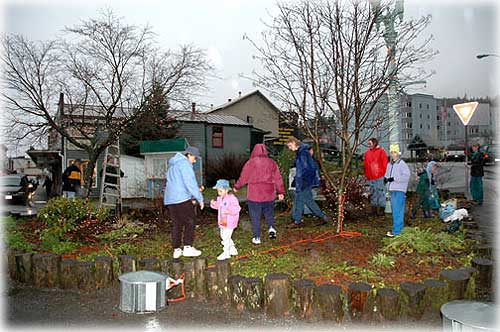 jpg volunteers at work