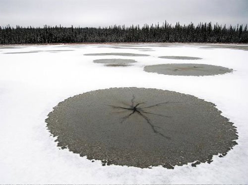 jpg Lake stars and windshield cracks now forming over Alaska