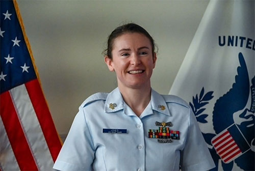 jpg Petty Officer 2nd Class Alta Jones, a boatswains mate, is meritoriously advanced to Petty Officer 1st Class