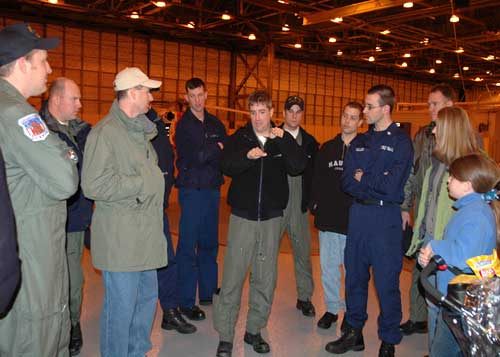 jpg jayhawk helicopter  crew