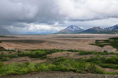 jpg The Valley of 10,000 Smokes buried in ash a century after the Novarupta eruption.