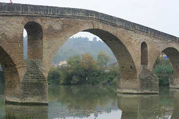 jpg  The bridge at Puenta La Reina