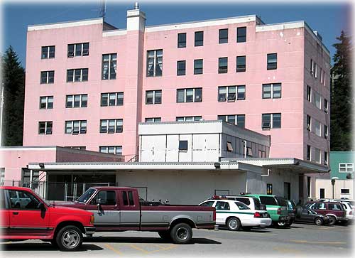 jpg side view of Ketchikan Federal building