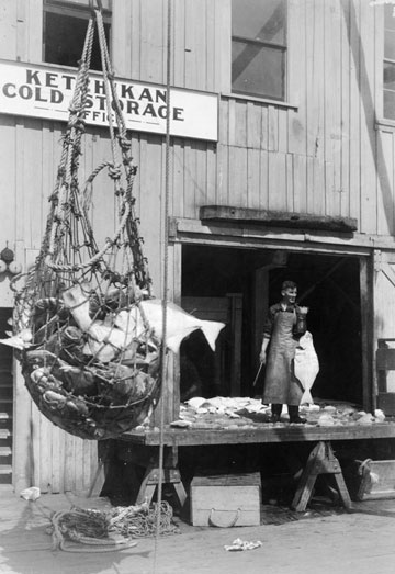 jpg Unloading halibut at Ketchikan Cold Storage