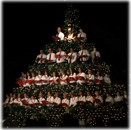 jpg Singing Christmas Tree