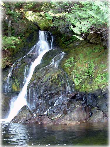 photo Clover Pass Waterfall