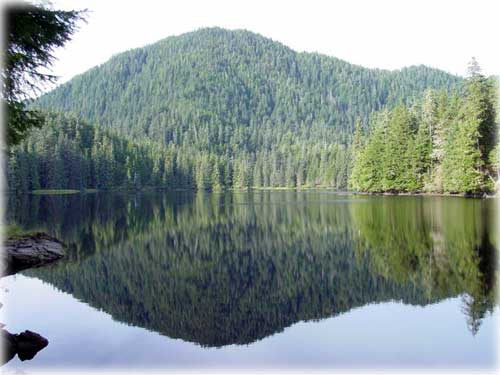 Roosevelt Lagoon, Naha Bay